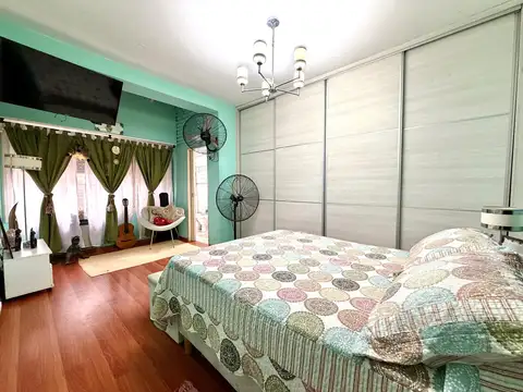 Depto Tipo Casa en Venta en Lanus Oeste, USD 112.000