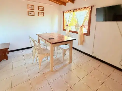 Casa 3 ambientes con 1 baño