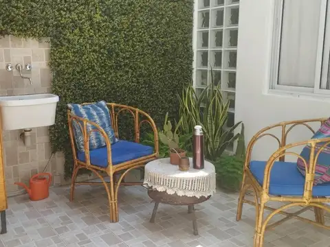 Depto Tipo Casa en Venta al Oeste