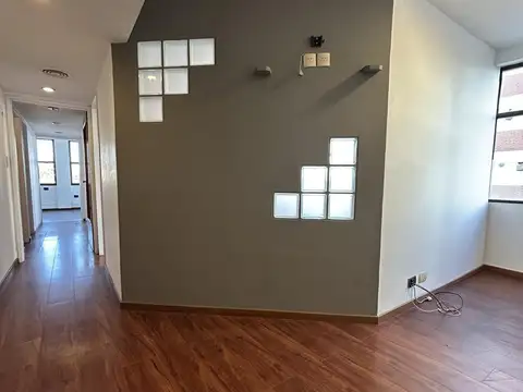 Oficina 2 ambientes con 1 baño