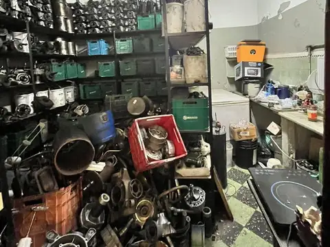 Galpon en Venta 8,66  mts Frente