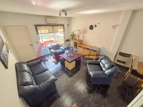 Pasaje Navarro Viola al 2400