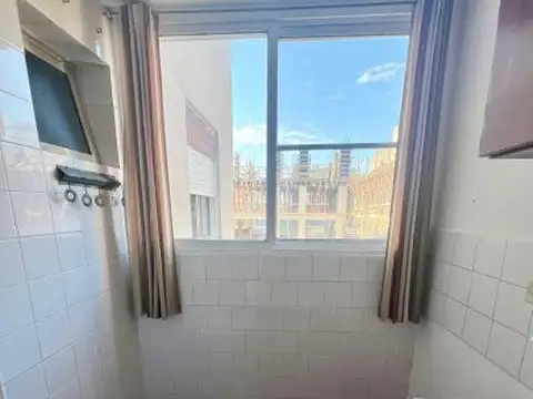 Dpto  3 dormitorios + Cochera en Alquiler Thedy 279 BIS (Puerto Norte)