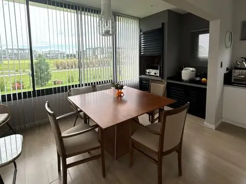 Casa 3 ambientes con 3 baños