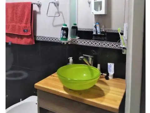 DEPARTAMENTO DE DOS  AMBIENTES Y MEDIO EN MIRAMAR