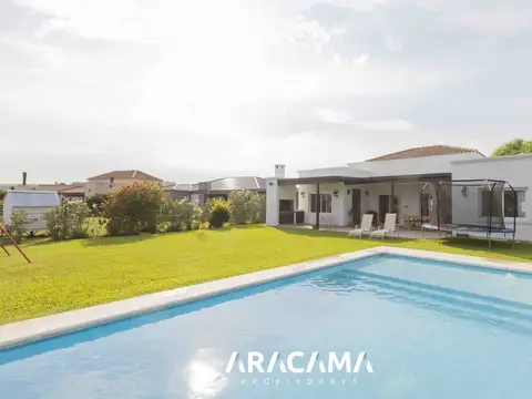 Casa en Venta en Santa Ines, USD 295.000