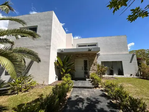 Casa en Venta de 5 dormitorios