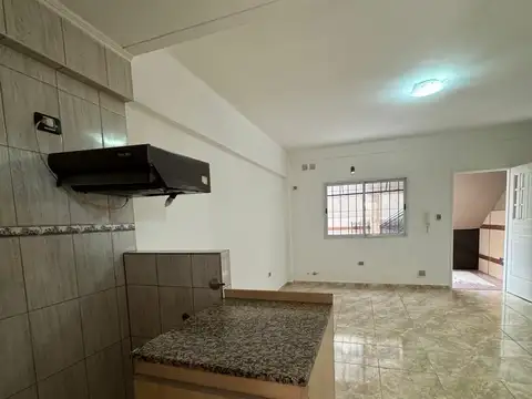 Departamento en Alquiler en Centro, $ 450.000