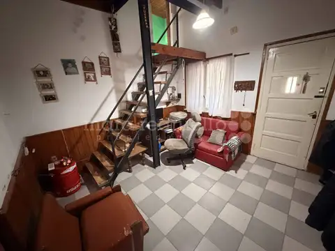 Casa 4 ambientes con 1 baño