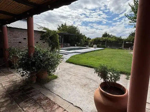 Finca en venta - 3 Dormitorios 2 Baños - General Alvear