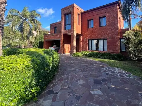 Casa en Venta de 4 dormitorios