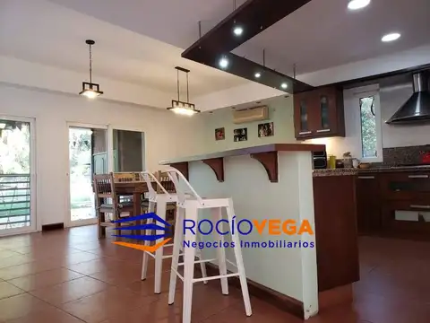 Casa en Venta con 1 cochera