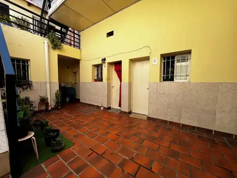 Casa 13 ambientes con 13 baños