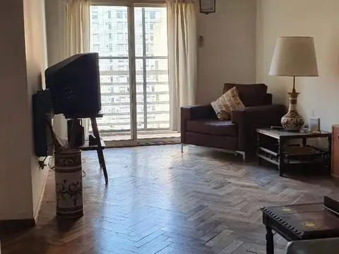 Zeballos 900, Piso 6