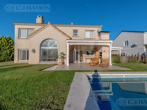 Casa en Alquiler de 4 dormitorios