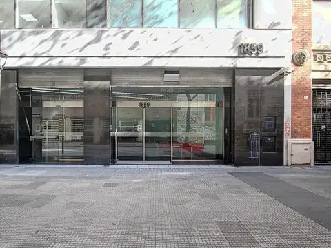 Oficina en Venta con 1 cochera