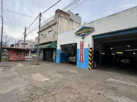 Local en Venta 51 años