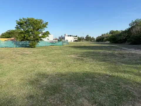 VENTA LOTE AQUAVISTA 321 M2 APTO DUPLEX