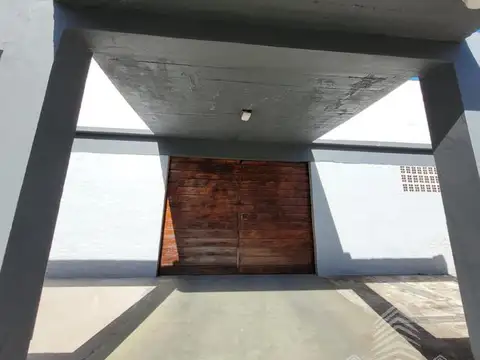 Cochera en muy buena ubicación -San Bernardo 