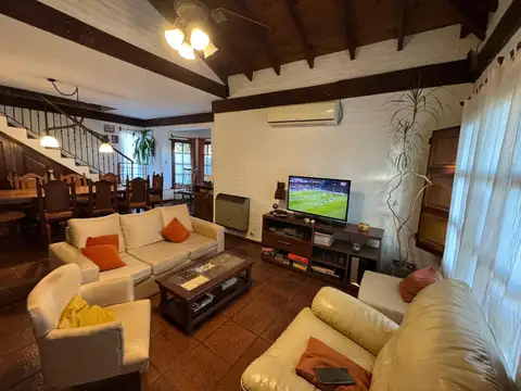 Belgrano 1007, esquina Peirano