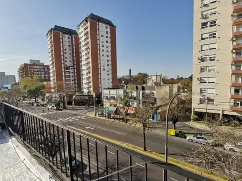 avenida centenario 1700