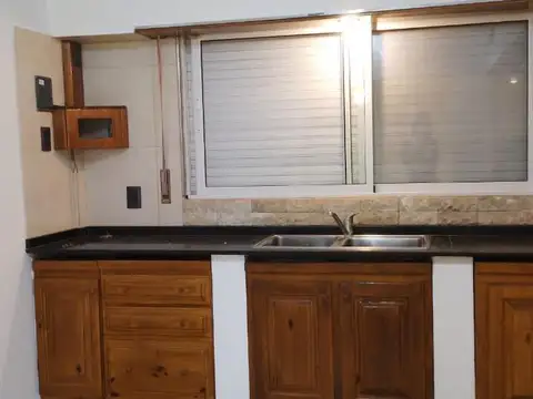 Casa 7 ambientes con 3 baños