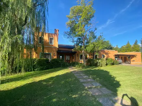 Casa en Alquiler Temporal en La Escondida | VCO Propiedades