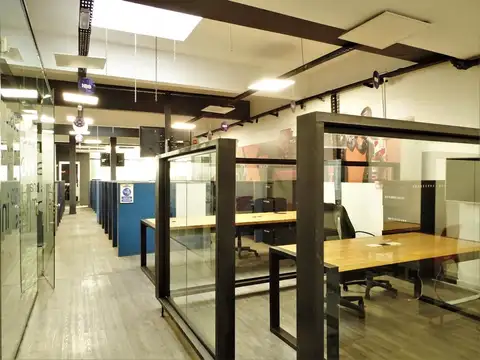 Oficina Monoambiente con 4 baños