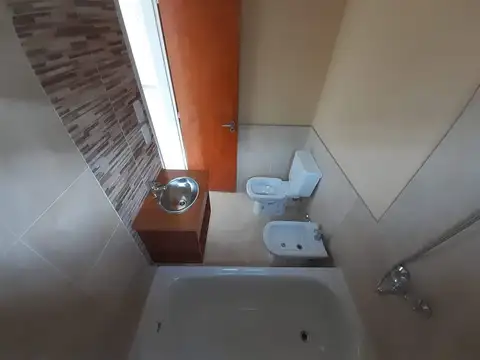 Departamento en Alquiler en Obligado, $ 525.000