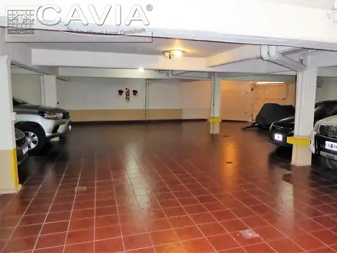 Cochera número 10 grande de facil acceso