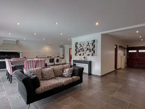 Nuestra Sra del Pilar 700