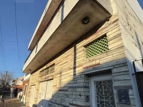 Venta PH 3 Ambientes en Moron Sur