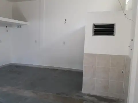 Local en Venta en Wilde, USD 65.000