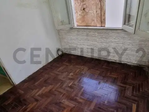 Depto Tipo Casa en Venta en Villa Pueyrredon, USD 135.000