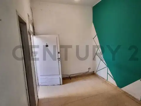 Cochrane 2500, Piso 0