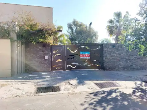 Duplex en Alquiler Centro Maipú