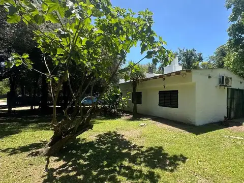 CASA QUINTA 4 AMB PILETA LOTE 2700 GRAL RODRÍGUEZ