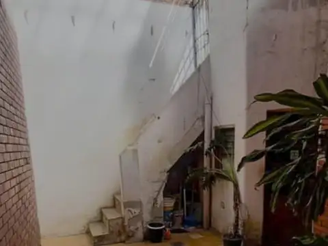 Avenida Eva Perón al 6200