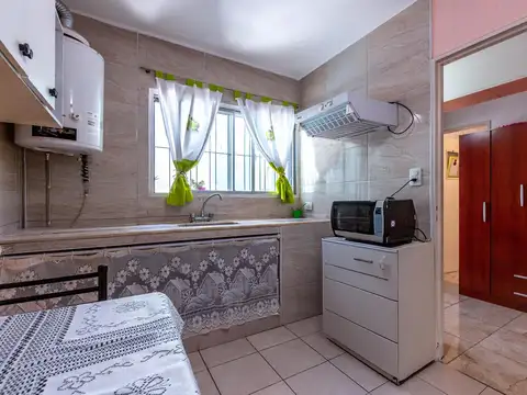 VENTA/PERMUTA - 2 Casas una PB de 2 dormitorios y otra PA de 1 dormitorio. Zona Sur, Rosario.