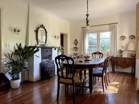 Casa 6 ambientes con 3 baños