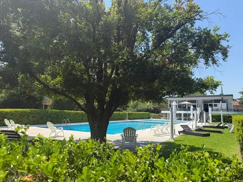 Departamento en Alquiler con 1 cocheras