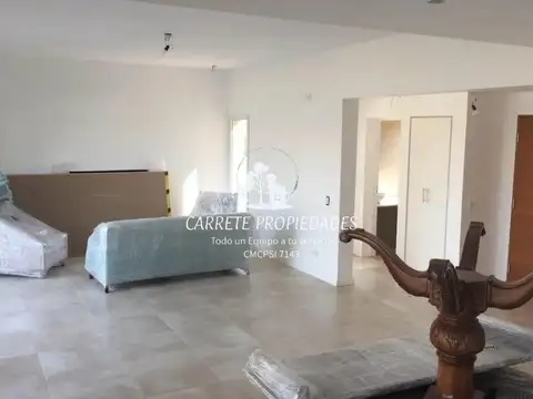 Casa 5 ambientes con 3 baños