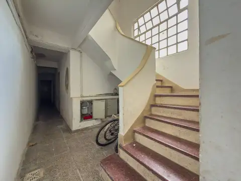 Depto Tipo Casa en Venta 70 años