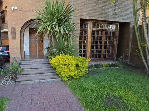 Casa en Venta en Bernal, USD 350.000