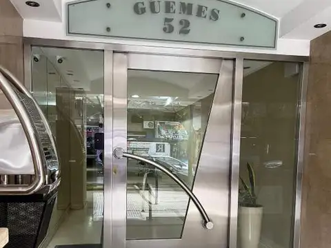 Departamento con cochera-Venta-Ramos Mejia