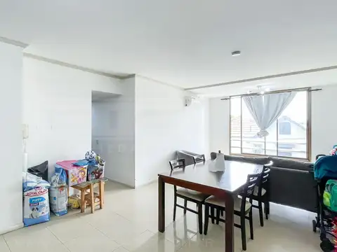 Av. Maipu 3030 - 2B - Olivos