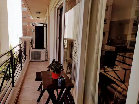 Juana Azurduy 2500 Núñez 1amb c/balcón  U$135.000