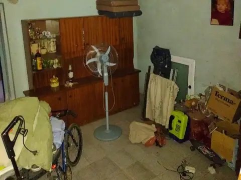 VENTA  CASA 5 AMB MERLO