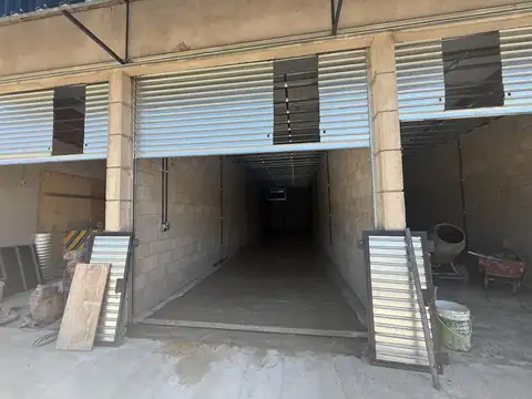 Local en Venta en La Lonja, USD 120.000