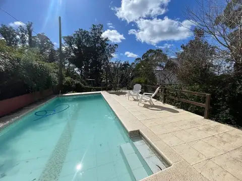 Casa 5 ambientes con 3 baños